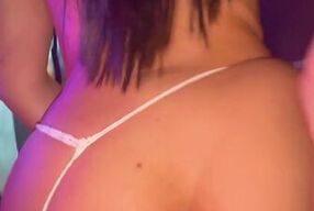 Noche con mi novia caliente se quito el condon para sentir un ANAL NATURAL