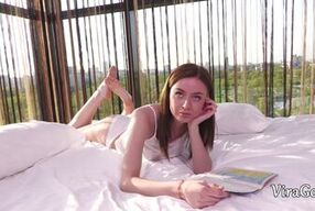 Первый Анал 18-летней Красотки Весом Всего 40 кг с Отчимом