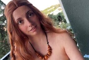 ragazza rossa TETTONA vuole SESSO FORTE e fa un POMPINO con sborrata in faccia mentre bestemmia