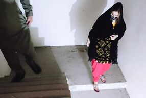 Khala Ki Beti Ko Patta Kar Choda????