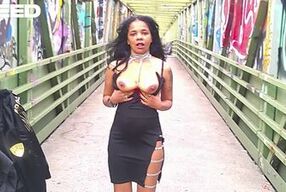 UNDRESSING IN PUBLIC CHALLENGE SOLO FEMALE