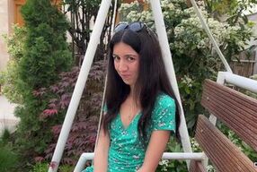 If you lose the game - you'll have to walk on public with cum on your face! - Cumwalk