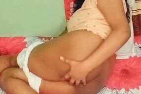 A day having an Orgasm! Day 3 i'm Touching myself and Fingering my Wet Pussy so Gentle till Cum