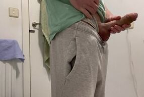 Enseño mi leche viendo a Baby_riley