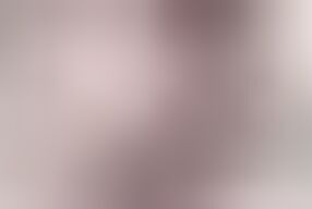 He squirts on two kissing grannies