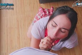 colegiala folla con su padrastro antes de ir al cole jeniferplay xxx colegiala