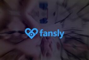 Vi SQUIRTO in faccia brutti SEGAIOLI! (vera CAM Amatoriale)