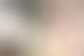 Client cums unexpectedly during depilation