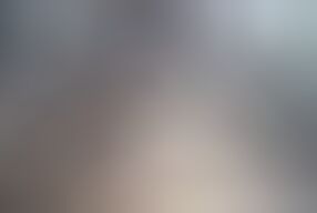 Everyone can see my pussy! My husband persuaded me to take off my pants in the middle of the city!