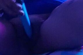 Me toco mientras mis papás no estan