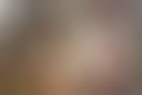 18 Year Old Stepdaughter Mia Split Eats Her Stepmom’s Hairy Pussy