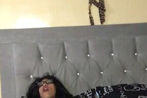 I masturbate thinking about my ex and I come very rich