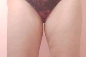 Trmti skhnat 3lia bghat chi zeb 3zi ytkhcha fiha