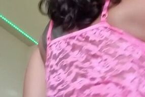 Rebolando gostoso no seu pau