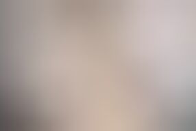 Stepmom cuts stepson's hair completely naked and accidentally sits on his cock