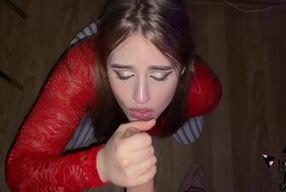 DEEP THROAT FROM SEXY GIRL