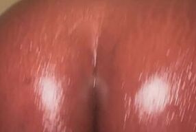 Duchessday riding dildo on tub