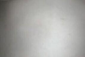 A ella le encanta montar vergas